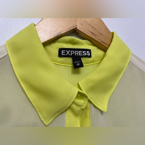 EXPRESS Yellow and White Sleeveless Blouse - Picture 4 of 4